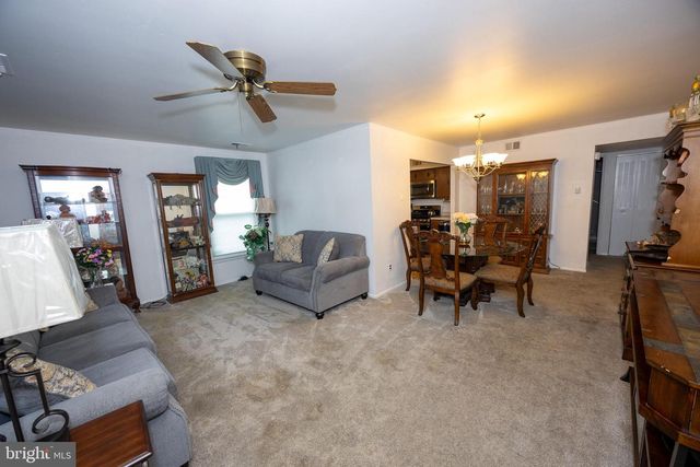 1701 HEATHER PL, Clementon, NJ 08021