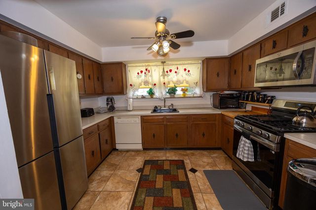 1701 HEATHER PL, Clementon, NJ 08021
