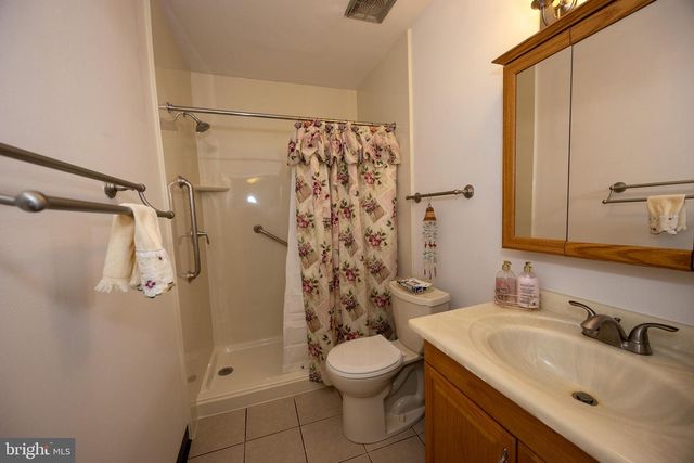 1701 HEATHER PL, Clementon, NJ 08021