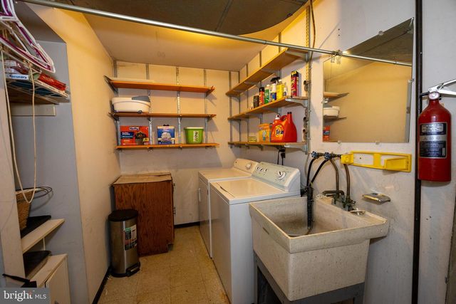 1701 HEATHER PL, Clementon, NJ 08021