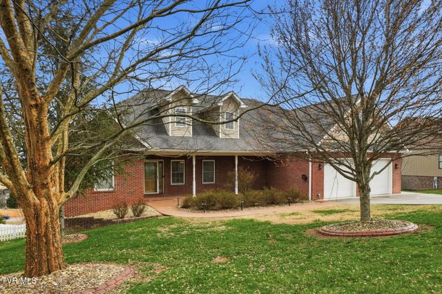 442 Grovemont Place, Piney Flats, TN 37686