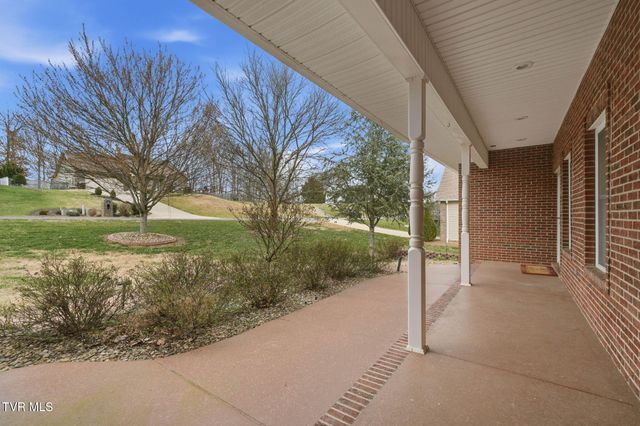 442 Grovemont Place, Piney Flats, TN 37686