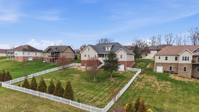 442 Grovemont Place, Piney Flats, TN 37686