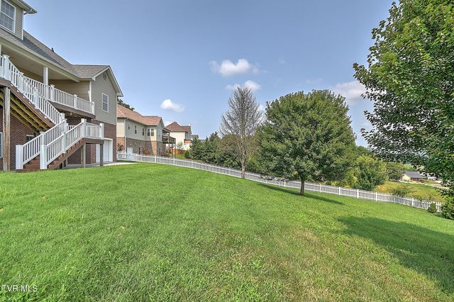 442 Grovemont Place, Piney Flats, TN 37686