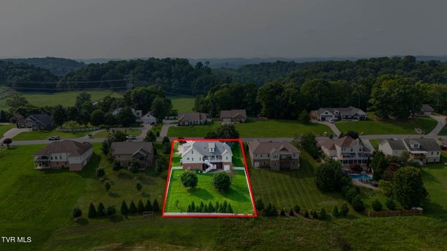 442 Grovemont Place, Piney Flats, TN 37686