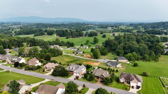 442 Grovemont Place, Piney Flats, TN 37686