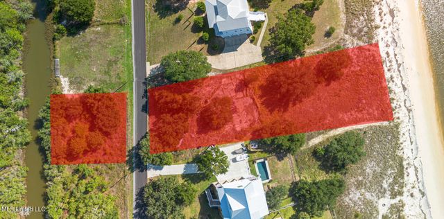 7205 Belle Fontaine Drive, Ocean Springs, MS 39564