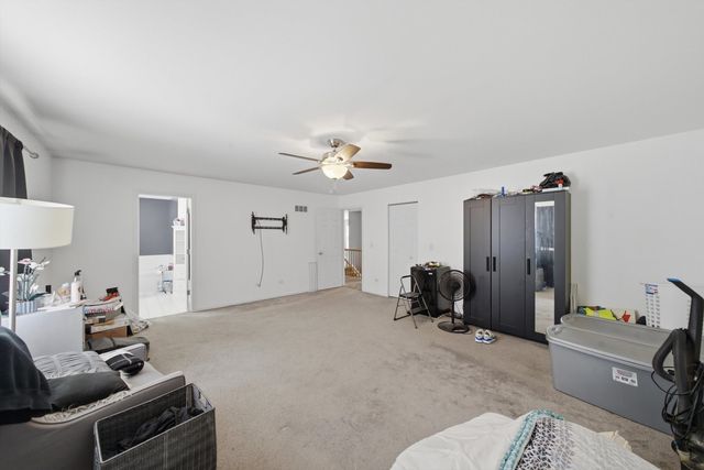 2707 Misty Brook Lane, Joliet, IL 60432