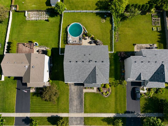2707 Misty Brook Lane, Joliet, IL 60432