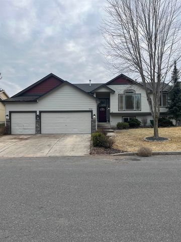 712 E Bonnie Lynn Ln, Colbert, WA 99005