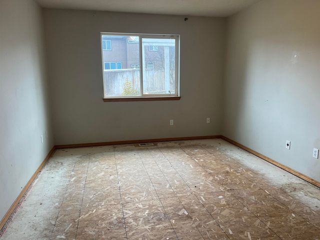 712 E Bonnie Lynn Ln, Colbert, WA 99005