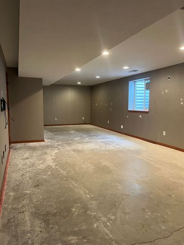 712 E Bonnie Lynn Ln, Colbert, WA 99005