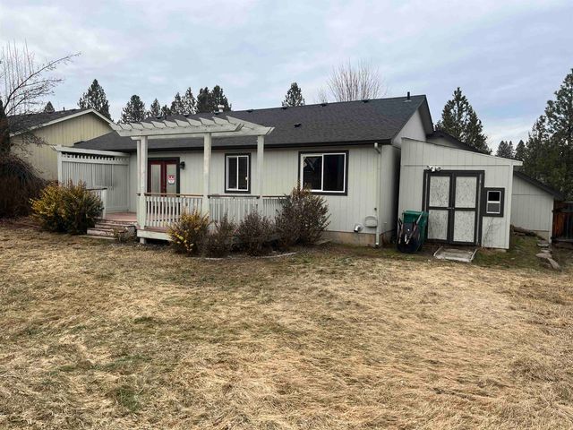 712 E Bonnie Lynn Ln, Colbert, WA 99005