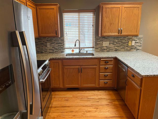 712 E Bonnie Lynn Ln, Colbert, WA 99005