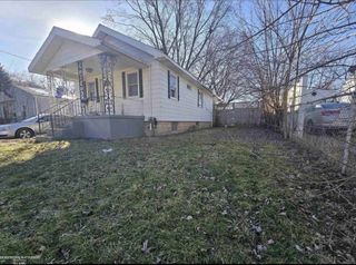 741 Barrie Street, Flint, MI 48507