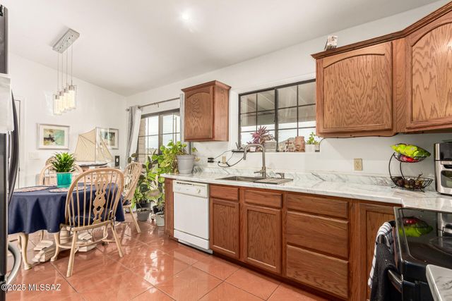 1202 Calle Remedios, Rio Rico, AZ 85648