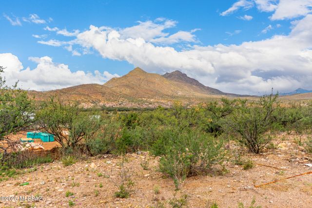 1202 Calle Remedios, Rio Rico, AZ 85648