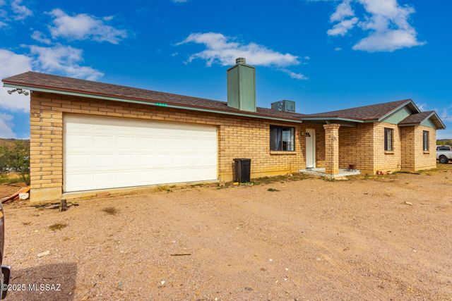 1202 Calle Remedios, Rio Rico, AZ 85648