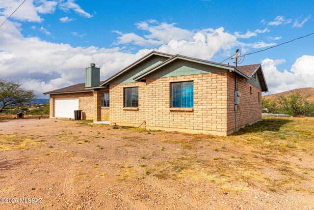 1202 Calle Remedios, Rio Rico, AZ 85648