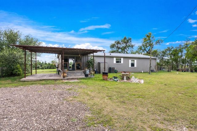 820 County Road 454, Taylor, TX 78615