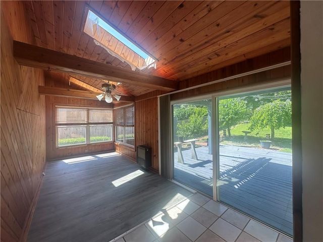 7300 W 89th Terrace, Overland Park, KS 66212