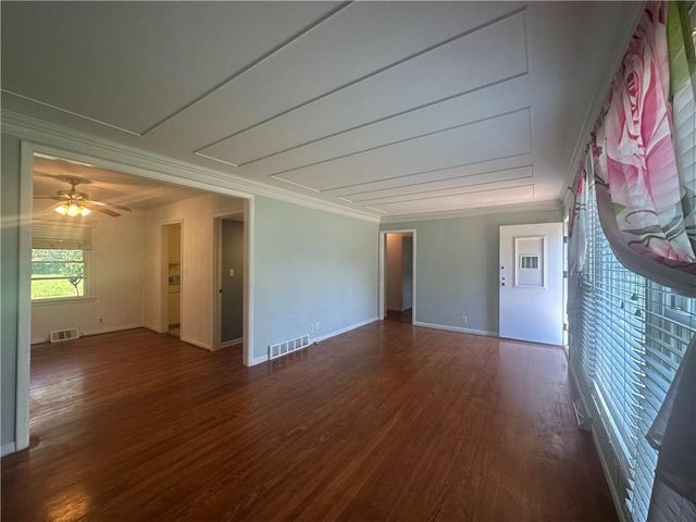 7300 W 89th Terrace, Overland Park, KS 66212