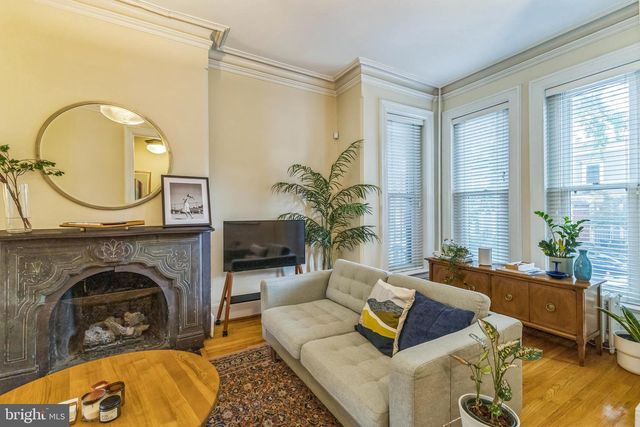 1414 SWANN ST NW, Washington, DC 20009