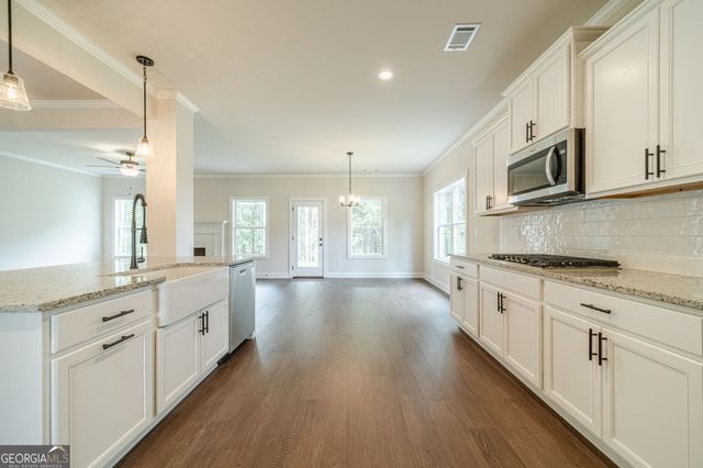 257 Pinewood Drive, Covington, GA 30014