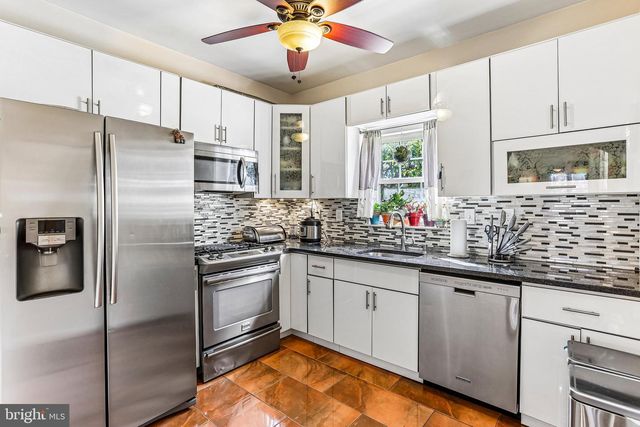 2218 E LEHIGH AVE, Philadelphia, PA 19125