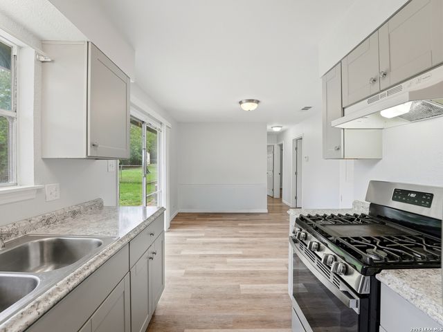 147 Fair Valley, San Antonio, TX 78227