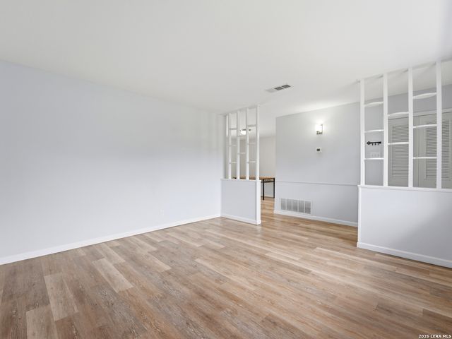 147 Fair Valley, San Antonio, TX 78227