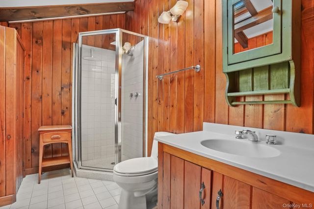 29 Barrett Circle Court, Carmel, NY 10512