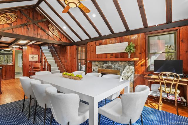 29 Barrett Circle Court, Carmel, NY 10512