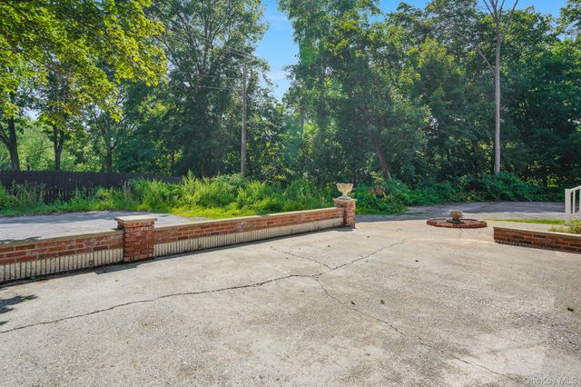 23 Kent Avenue, Poughkeepsie, NY 12603