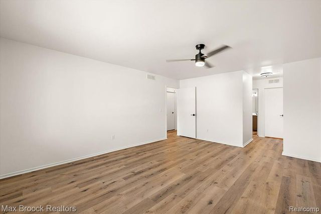 30414 Orchard Lake Road 29, Farmington Hills, MI 48334