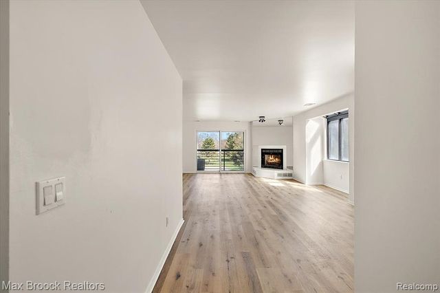 30414 Orchard Lake Road 29, Farmington Hills, MI 48334