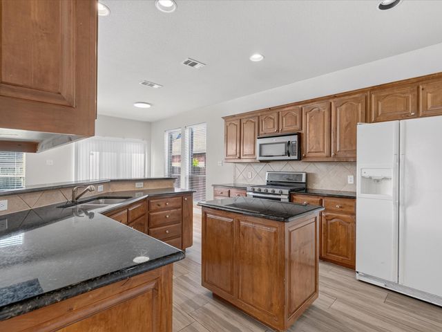 12129 Walden Wood Drive, Fort Worth, TX 76244