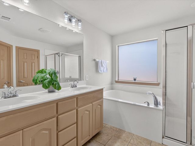 12129 Walden Wood Drive, Fort Worth, TX 76244