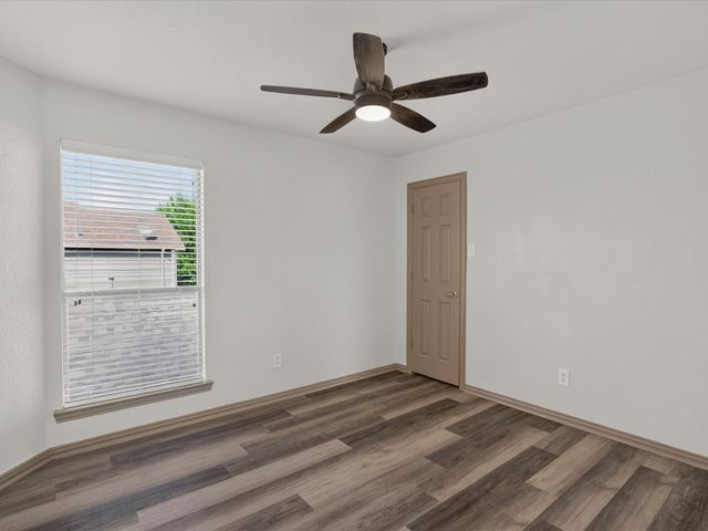 12129 Walden Wood Drive, Fort Worth, TX 76244