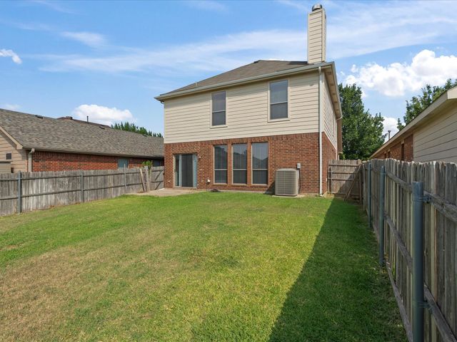 12129 Walden Wood Drive, Fort Worth, TX 76244
