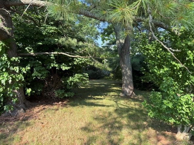 187 Thomas Powell Boulevard, Farmingdale, NY 11735