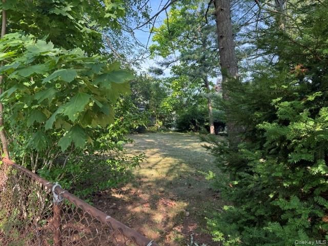 187 Thomas Powell Boulevard, Farmingdale, NY 11735