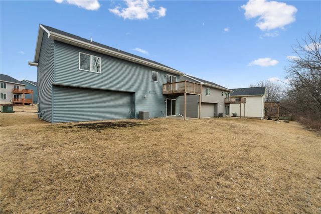 886 Summit Court, Coralville, IA 52241
