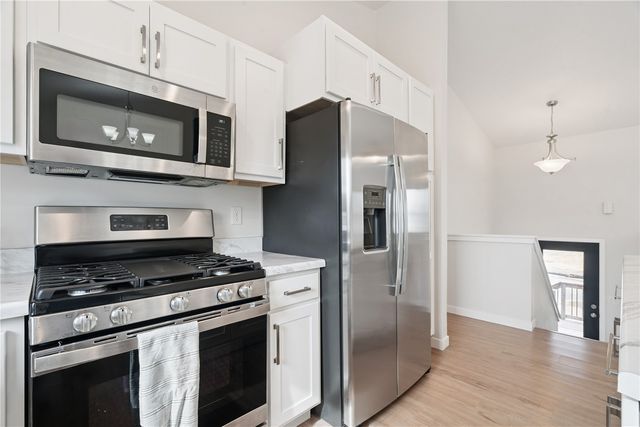 886 Summit Court, Coralville, IA 52241