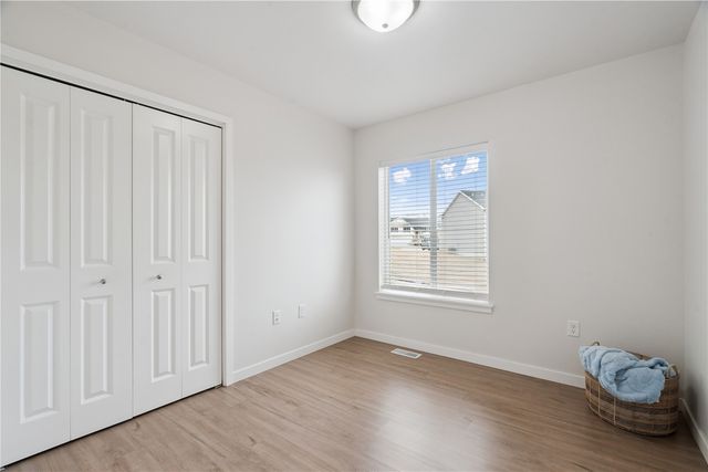 886 Summit Court, Coralville, IA 52241