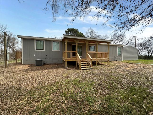 2072 N State Highway 37, Quitman, TX 75783
