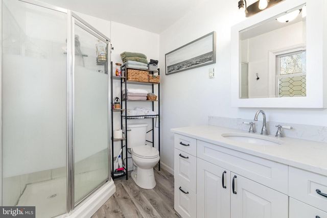 16 AMY DR, Harrisburg, PA 17112