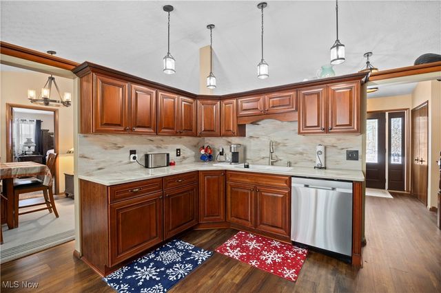 1115 Kay Drive, Lorain, OH 44053