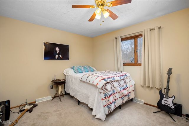 1115 Kay Drive, Lorain, OH 44053