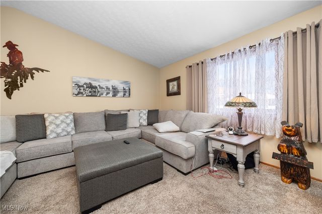 1115 Kay Drive, Lorain, OH 44053